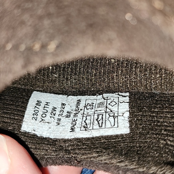 Brown shoes size 12W youth by Lands End .. - Picture 4 of 4